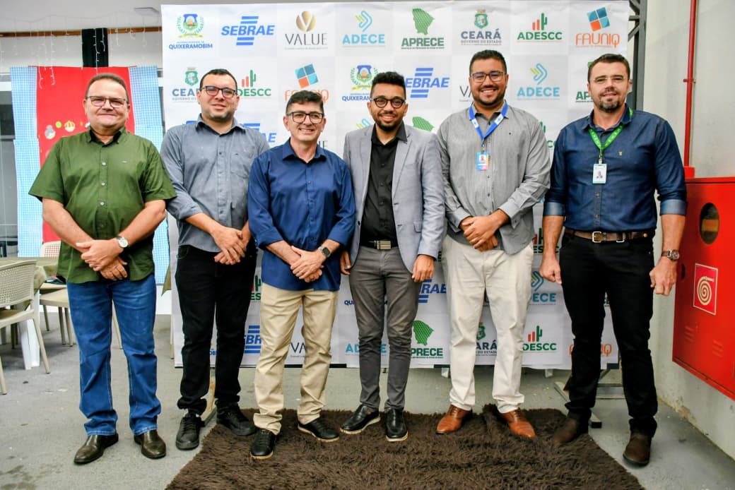 Equipe organizadora e parceiros institucionais do I Seminário
